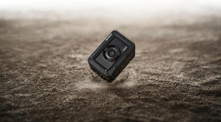 Immagine prodotto Sony Kit DSC-RX0 II (30p, Bluetooth)