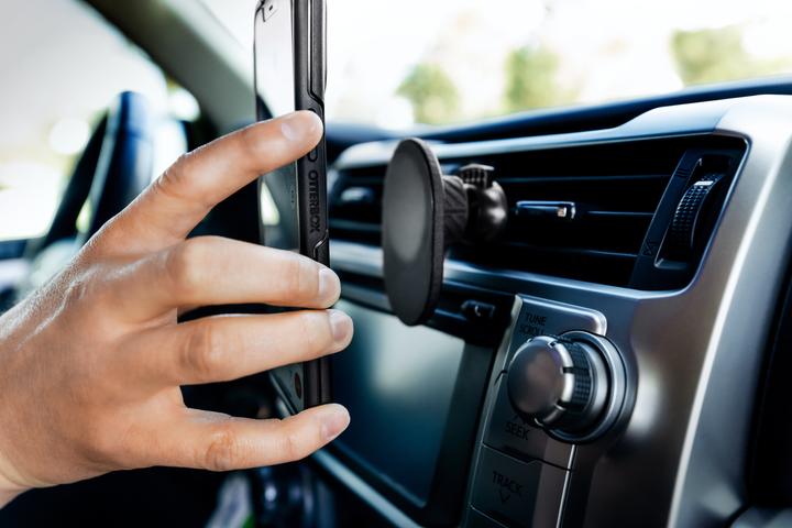 Immagine prodotto OtterBox Supporto di ventilazione per auto per MagSafe