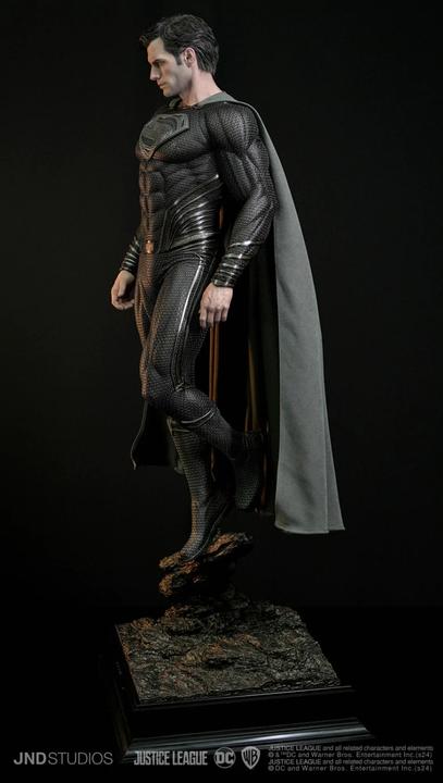 Actual product image JND Studios DC Comics - Justice League "Snyder Superman with Bust" 1/3 Statue