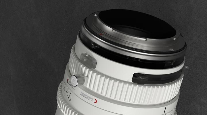 Actual product image Dzofilm Catta Zoom 70-135 T2.9 White for E Mount (FF) (Sony E, full size)