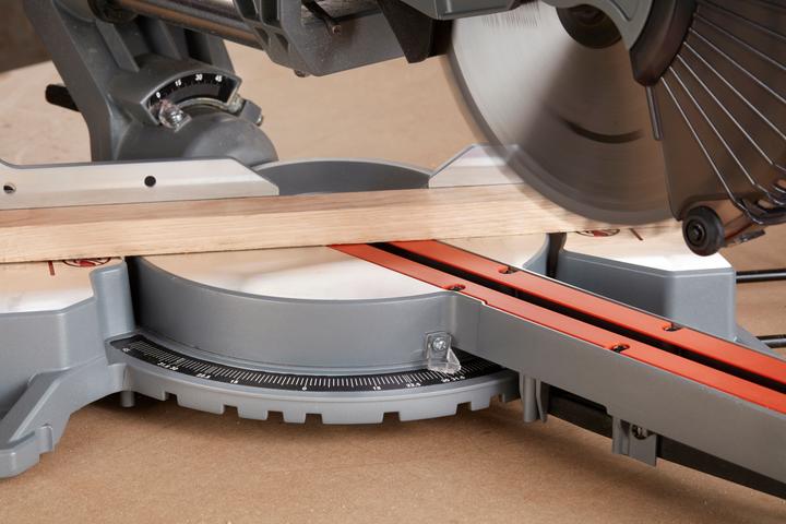 Actual product image Black & Decker BLACK&DECKER BES700-QS