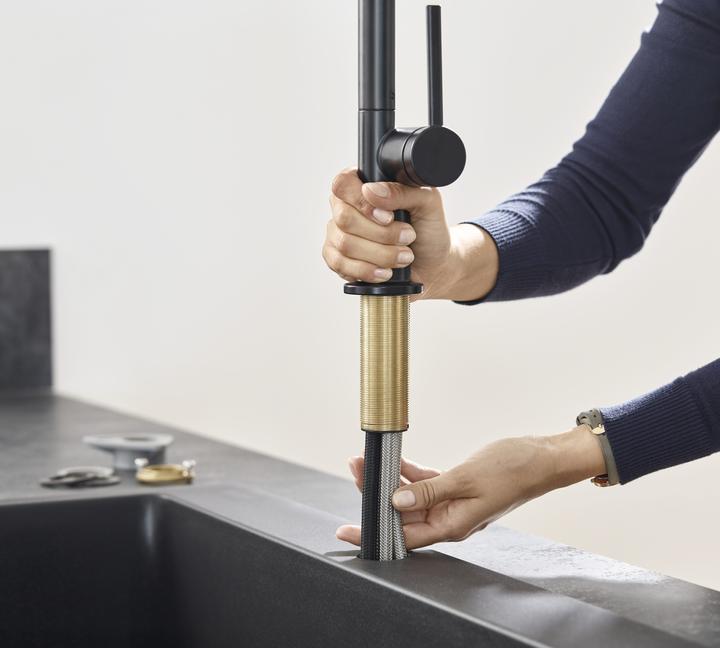 Produktbild hansgrohe HG Einhebel-Spültischmischer 210 TALIS M Ausziehbrause mattschwarz