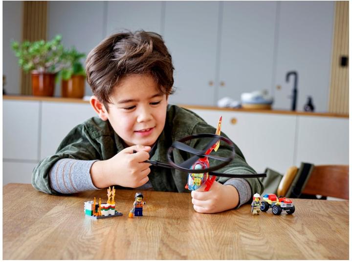 Image du produit LEGO Opération avec l'hélicoptère des pompiers (60248, LEGO City)