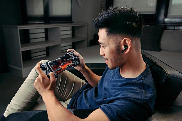 Actual product image Razer Kishi (iOS)