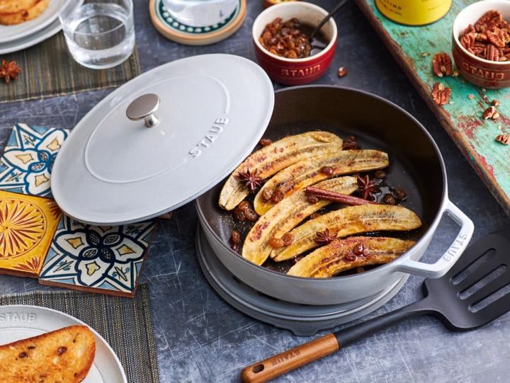 Image du produit Staub Sauteuse Chistera 28 cm, Truffe blanche Fonte (28 cm, Cocotte + faitout, Fonte)