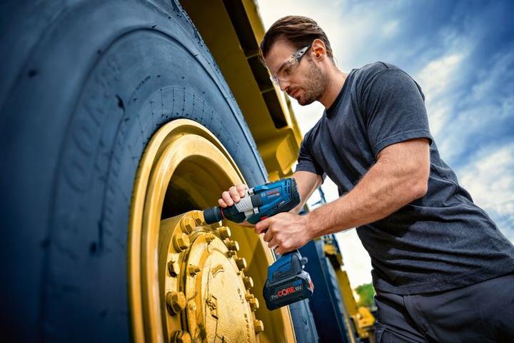 Actual product image Bosch Professional Cordless impact wrench GDS 18V-1600 HC (Rechargeable battery operated)