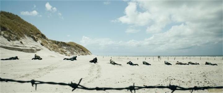 Actual product image Plaion Under the sand - The promise of freedom (Blu-ray, 2015, German)