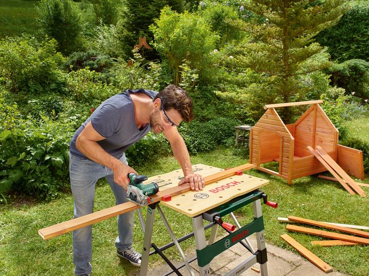 Produktbild Bosch Home & Garden Mini-Handkreissäge PKS 10.8 LI
