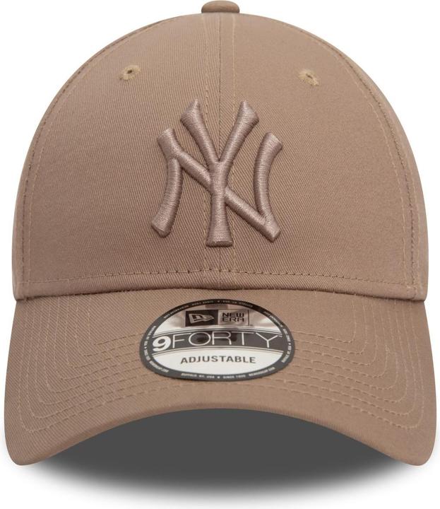 Actual product image New Era 9Forty Strapback Cap - New York Yankees ash brown