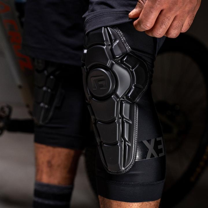 Produktbild G-Form Pro-X3 Knee Guards (M, Knieschoner, Paar)