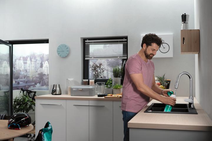 Produktbild hansgrohe Focus M42 Einhebel-Küchenarmatur 220, Ausziehbrause, 2 Strahlarten