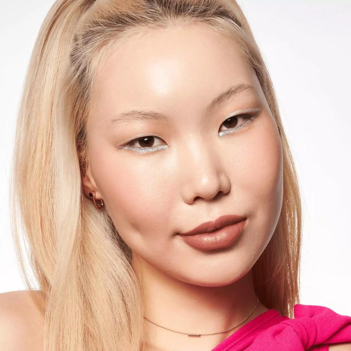 Produktbild essence Lippenstift The Slim Stick 101 Choc-o-holic (101 Choc-o-holic)