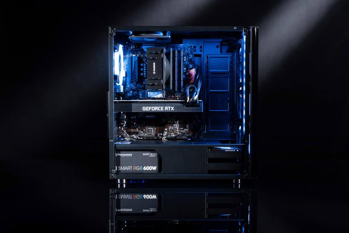 Actual product image Captiva G15AG 19V2 (AMD Ryzen 7 3700X, 16 GB, 240 GB, GeForce RTX 2070 Super)