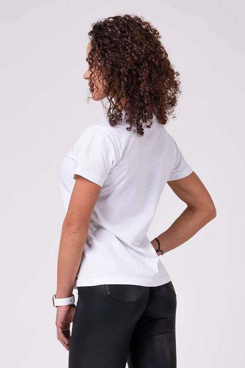 Actual product image Nebbia Women's Basic T-Shirt 592 White (M)