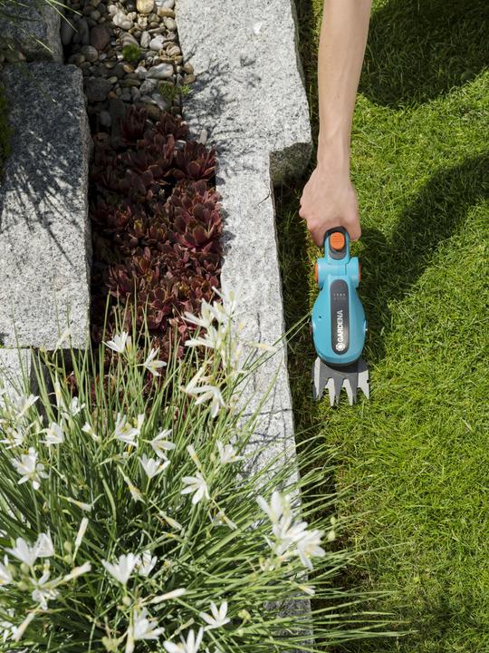 Immagine prodotto Gardena Cesoie per erba e cesoie per cespugli Comfort Cut (Tagliasiepi a batteria)