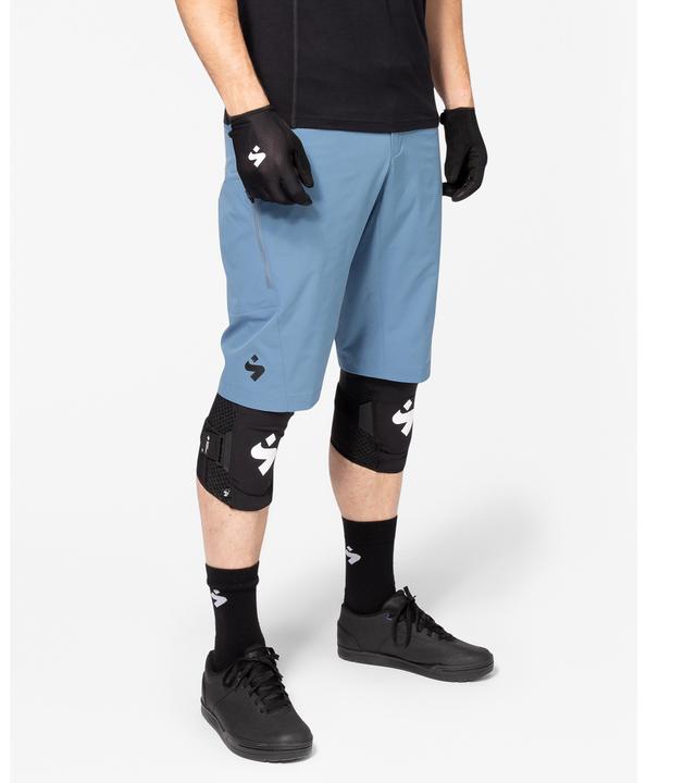 Actual product image Sweet Protection Hunter Slashed Shorts M Flare L (L)