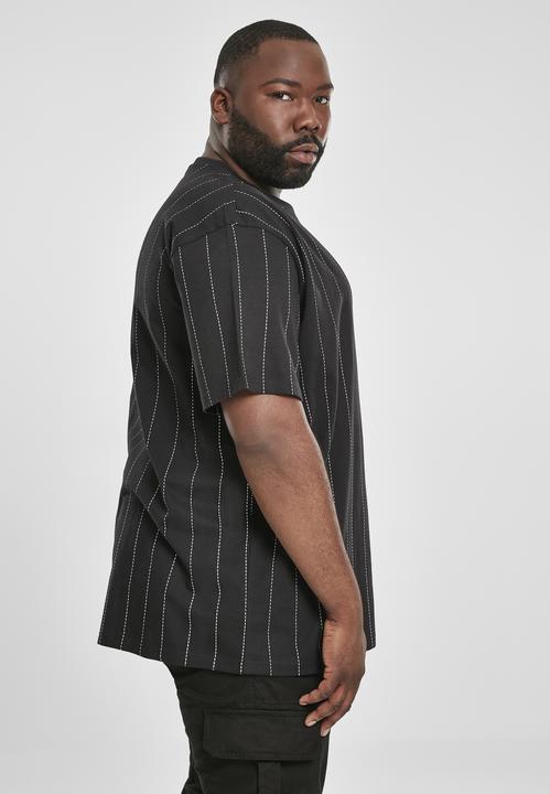 Actual product image Urban Classics Oversized Pinstripe Tee (L)