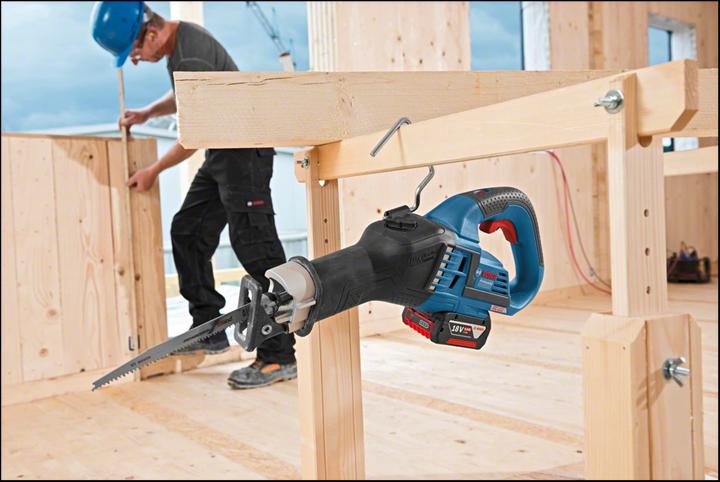 Produktbild Bosch Professional GSA 18V-32
