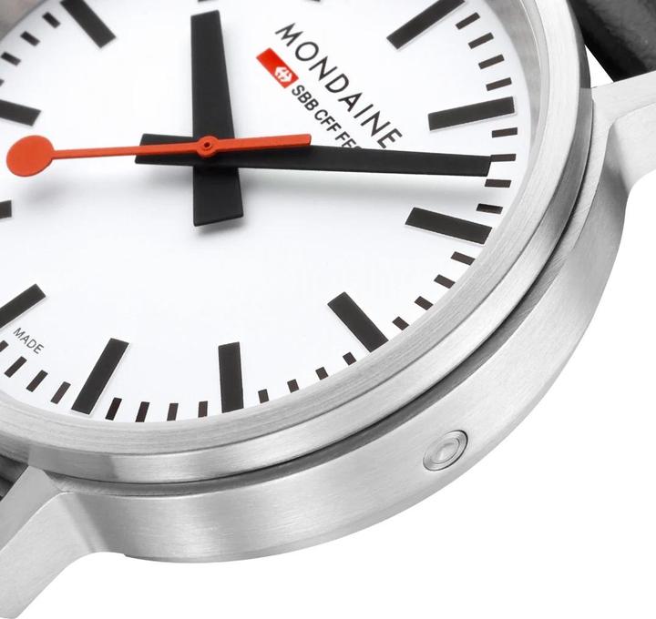Produktbild Mondaine MST.4101B.LBV Stop2go Horloge - Stationsklok - Saffierglas - Staal/Kunstleer - Zilver/Zwart - 41 mm (41 mm)