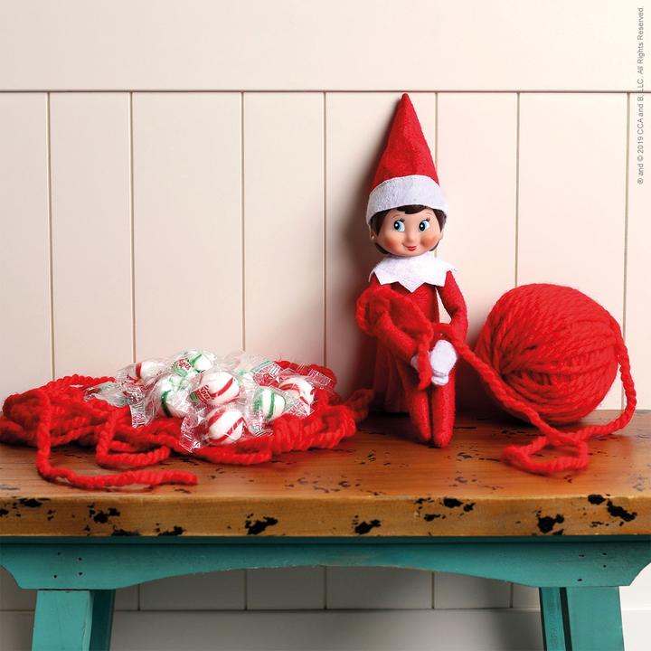 Produktbild Elf on the Shelf Girl mit Buch, D-Version