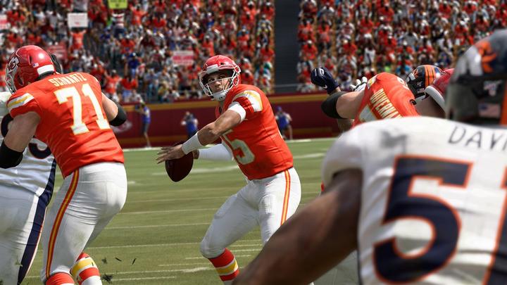Produktbild Microsoft Madden NFL 20: Superstar Edition