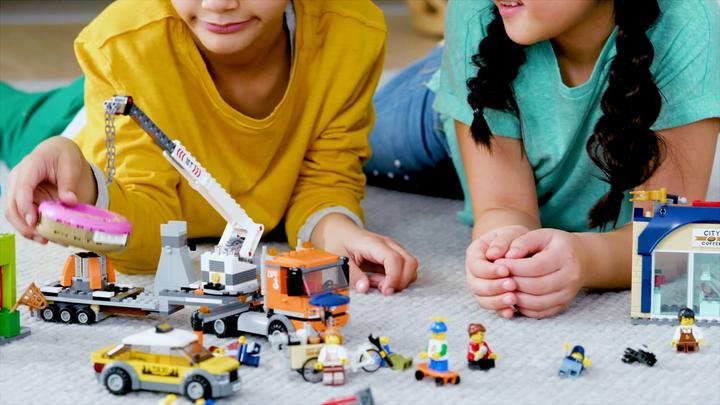 Produktbild LEGO Grosse Donut-Shop-Eröffnung (60233, LEGO City)