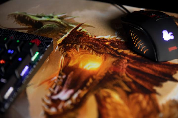 Actual product image Konix Dungeons & Dragons Mouse Pad Rise of (XXL)