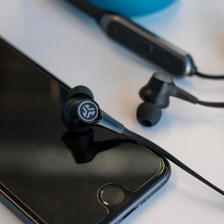 Produktbild JLab Audio Epic ANC Earbuds w Neckband IEUEBEPIC, Black (ANC, 10 h, Kabellos)