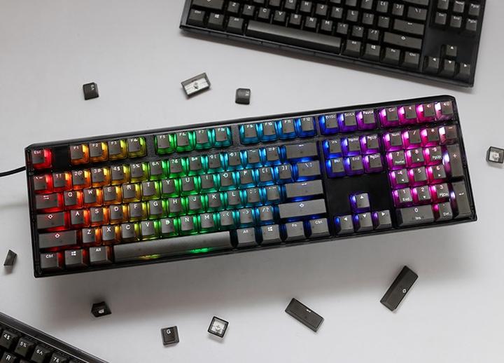 Actual product image Ducky One 3 Aura Black Gaming Keyboard, RGB LED - MX-Speed-Silver (DE, Cable)