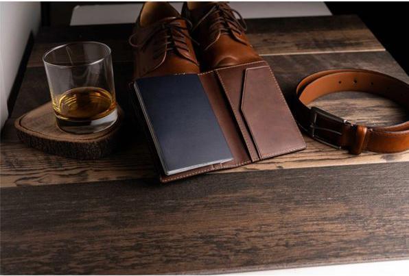 Produktbild Nomad Passport Wallet