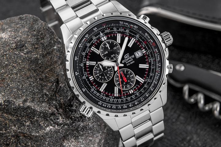 Produktbild Casio Edifice - EF-527D-1AVEF (Chronograph, 45 mm)