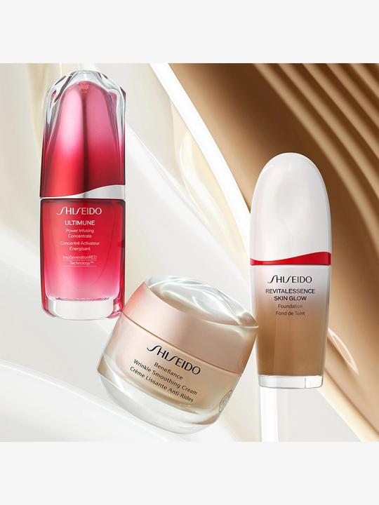 Produktbild Shiseido Revitalizing Skin Glow Fond de Teint No 240 (240 Quartz)