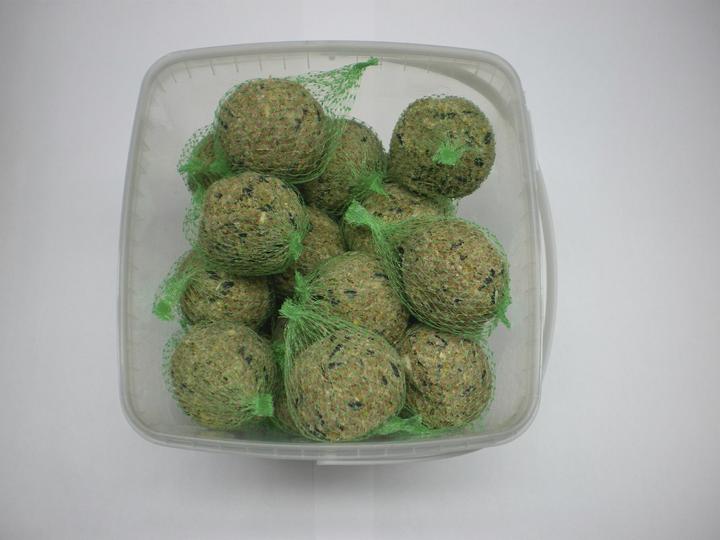 Actual product image Westfalia Premium quality titmouse dumplings - 30 /2.5 kg bucket (1 x, 2.66 kg)