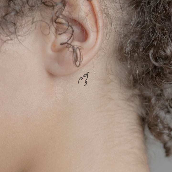 Produktbild minink Temporäres Tattoo – Kleine Flamme