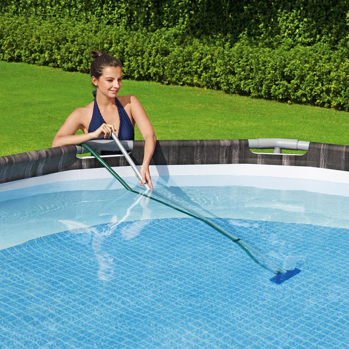 Actual product image Bestway Pool cleaning kit
