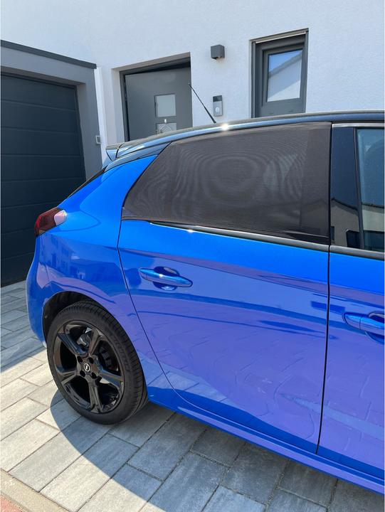 Image du produit Cartrend Chaussette de protection solaire pour voiture, set de 2 pour les véhicules avec des cadres de