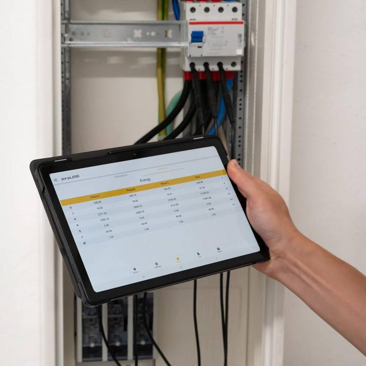Produktbild PCE Instruments Netz-Analysegerät 3phasig, 1phasig mit Loggerfunktion, inkl. S (Analysator)