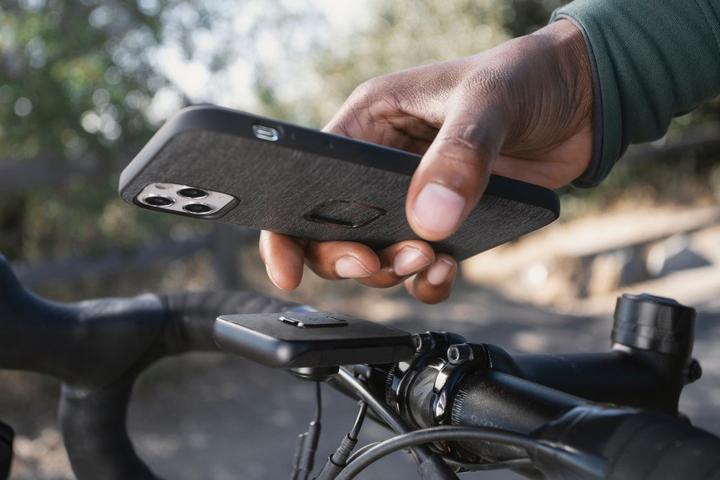 Actual product image Peak Design Everyday Case (Apple iPhone 13 Pro)