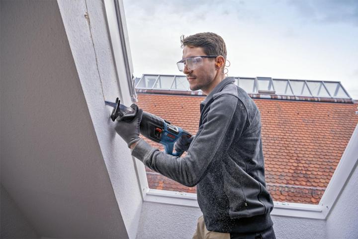 Produktbild Bosch Professional GSA 18V-28