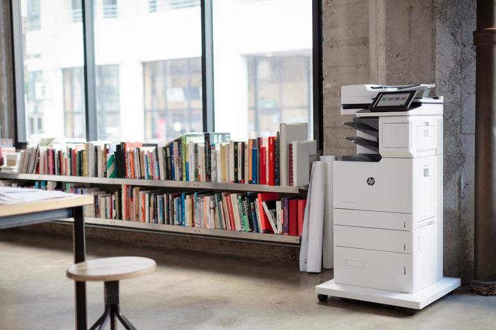 Produktbild HP M681z LaserJet Enterprise Flow (Laser, Farbe)