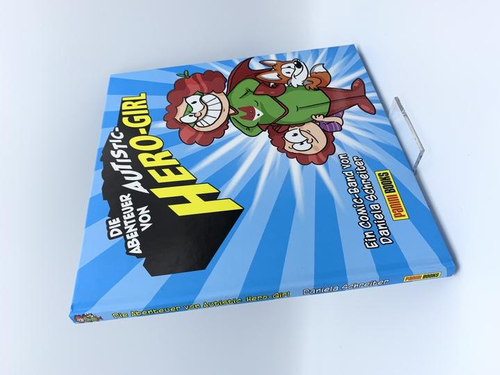 Actual product image Panini Die Abenteuer von Autistic Hero-Girl (German, Daniela Schreiter, 2017)