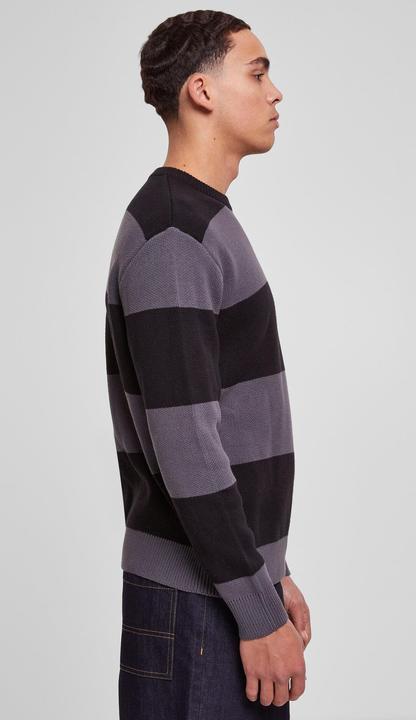 Actual product image Urban Classics Heavy Oversized Striped Sweatshirt (M)
