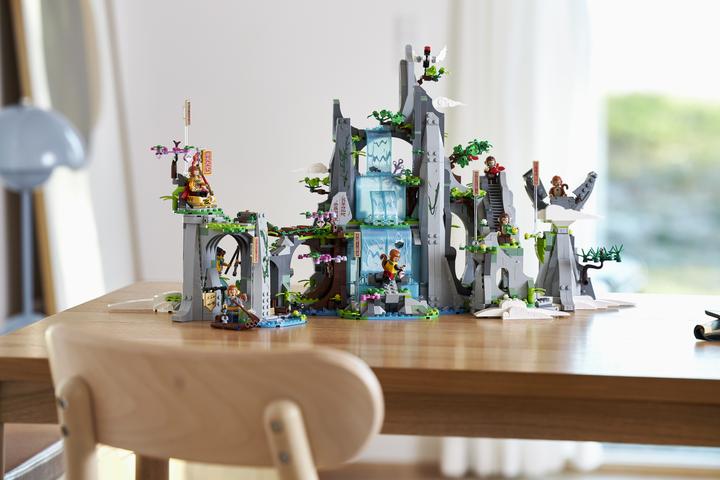 Immagine prodotto LEGO La leggendaria montagna di fiori e frutti (80024, Set LEGO rari, LEGO Monkie Kid)