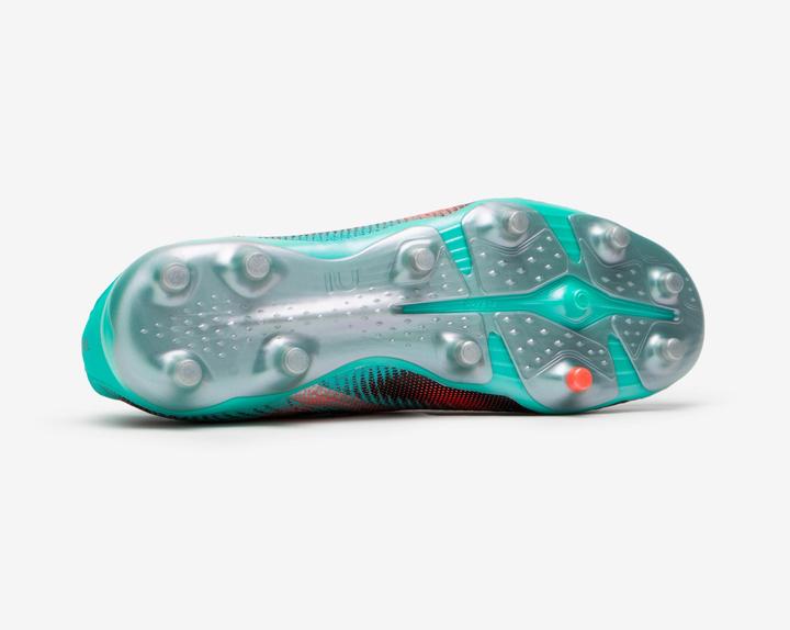 Actual product image Kipsta Women's/Men's football cam shoes FG - VIRALTO III.Elite Green Beetle (41)
