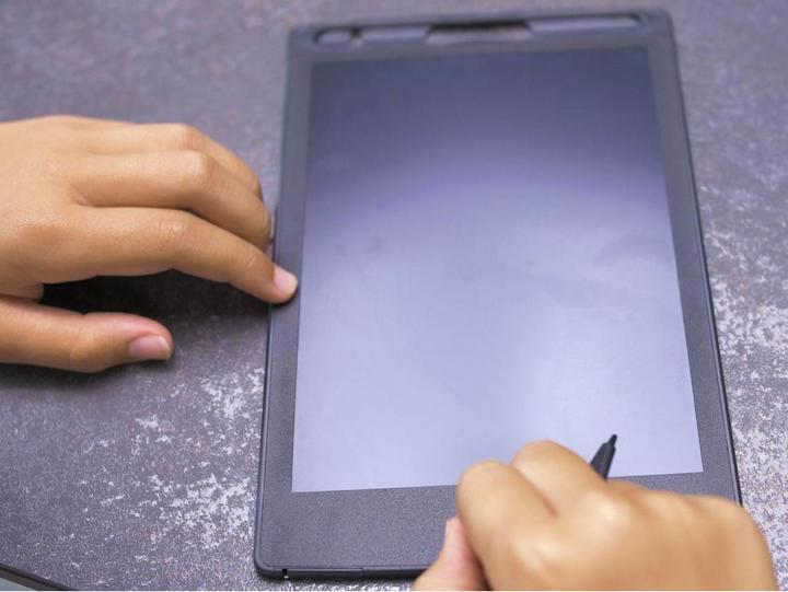 Actual product image Genius Ideas Electronic writing tablet