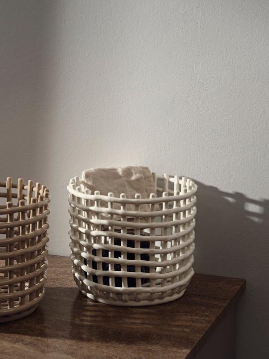 Actual product image Ferm Living Ceramic Basket (1 x, Ø 23.5 x 21 cm)