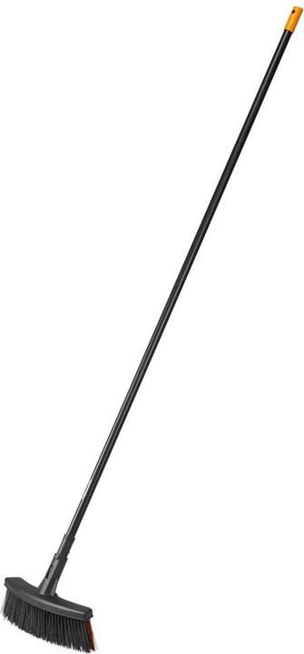 Actual product image Fiskars 1025930 Broom Outdoor Soft/hard bristle (1 pcs.)