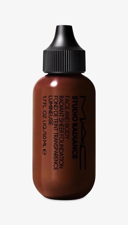 Immagine prodotto MAC Cosmetics Studio Radiance Face and Body Radiant Sheer Foundation (W8)