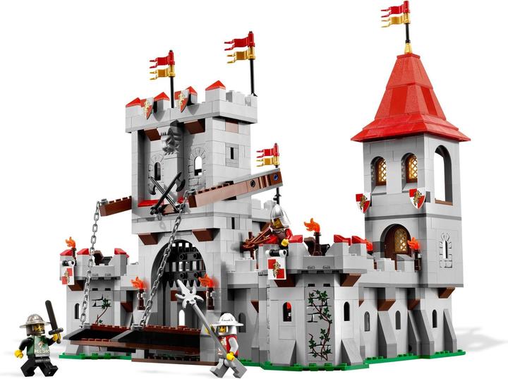 Immagine prodotto LEGO Grande Castello Reale dei Regni (7946)