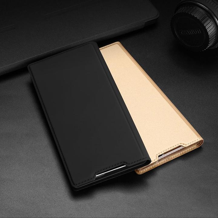 Actual product image Dux Ducis Skin Pro Series Bookcover (Samsung Galaxy S22 Ultra)